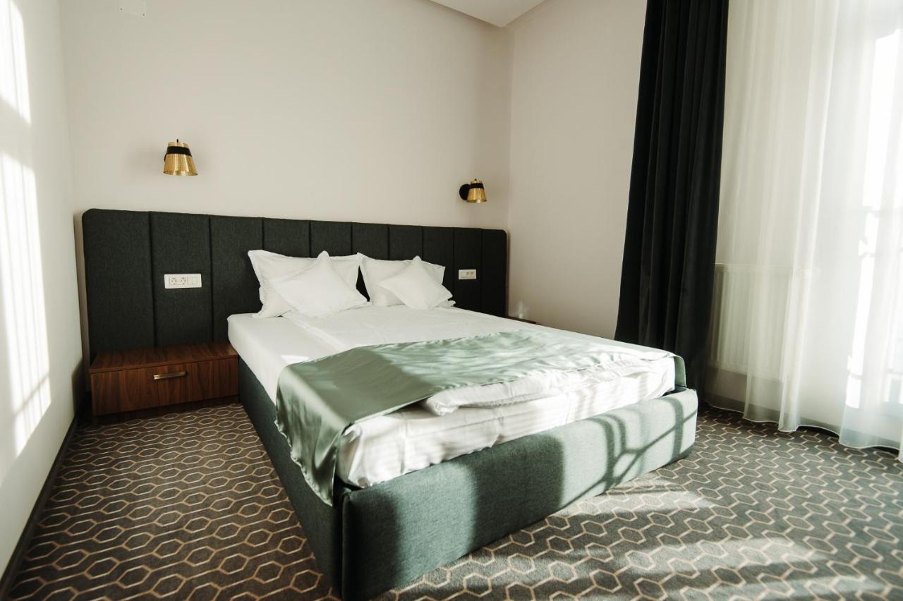 Roa Guesthouse Blaj Ngoại thất bức ảnh
