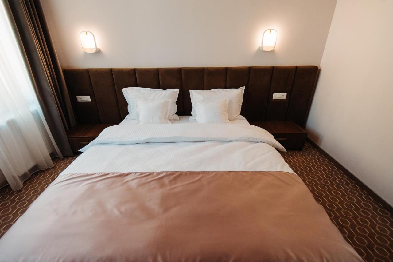 Roa Guesthouse Blaj Ngoại thất bức ảnh