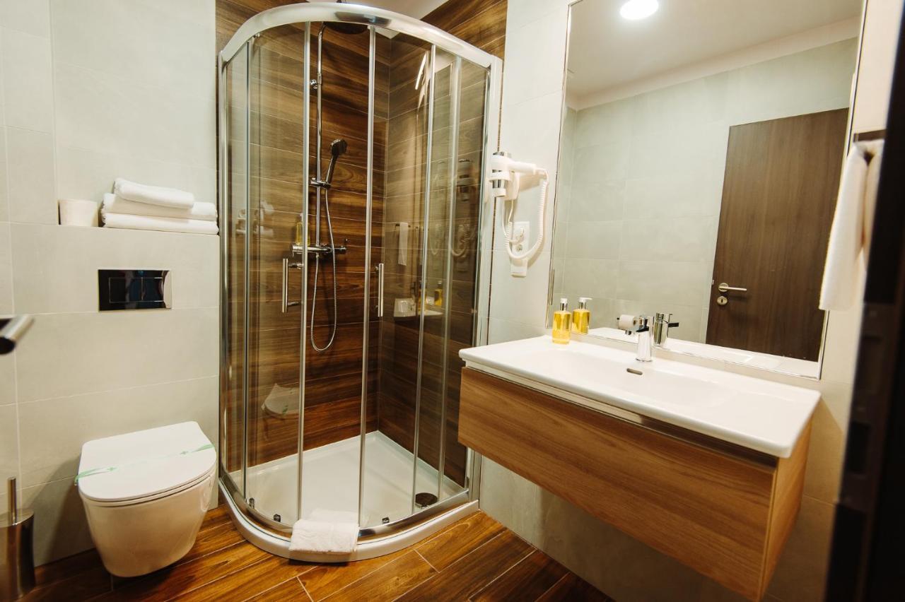 Roa Guesthouse Blaj Ngoại thất bức ảnh