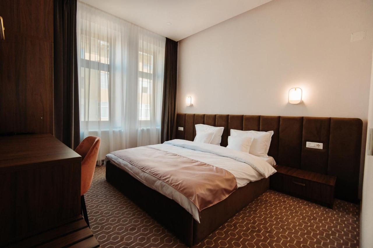 Roa Guesthouse Blaj Ngoại thất bức ảnh